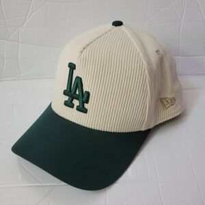 New Era LA Dodgers Hat 9FORTY Cap Green Cream Corduroy Baseball Snap Back